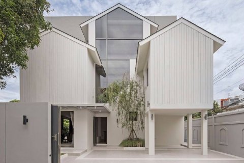 House in Bangkok, Thailand 3 bedrooms № 157398