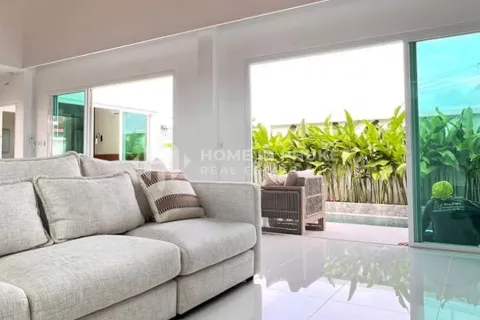 House in Rawai, Thailand 3 bedrooms № 157393 - photo 4