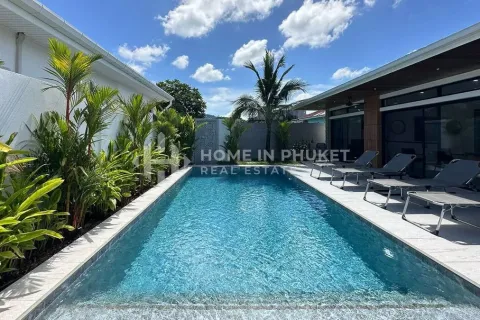 House in Rawai, Thailand 4 bedrooms № 157394 - photo 5