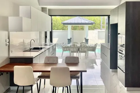 House in Phuket, Thailand 4 bedrooms № 157395 - photo 8