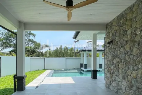 House in Phuket, Thailand 4 bedrooms № 157395 - photo 14