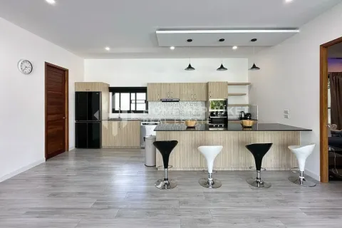 House in Rawai, Thailand 4 bedrooms № 157392 - photo 10