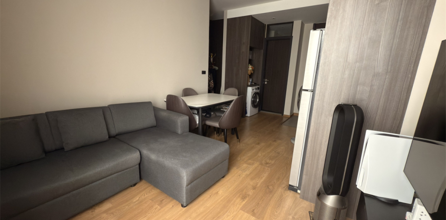 Condo in Bangkok, Thailand, 2 bedrooms  № 186532