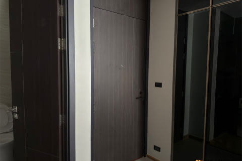Condo in Bangkok, Thailand, 2 bedrooms  № 186532 - photo 5