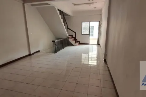 Reihenhaus in Bang Na, Bangkok, Thailand 3 Schlafzimmer № 219654 - Foto 11