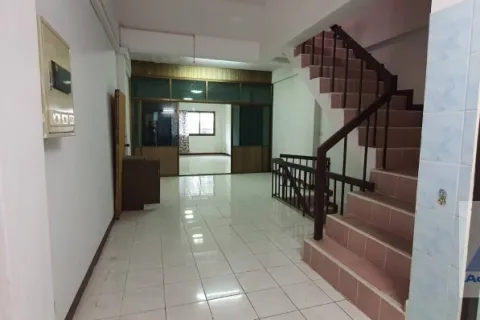 Reihenhaus in Bang Na, Bangkok, Thailand 3 Schlafzimmer № 219654 - Foto 8