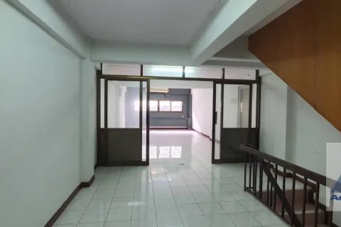 Reihenhaus in Bang Na, Bangkok, Thailand 3 Schlafzimmer № 219654 - Foto 4