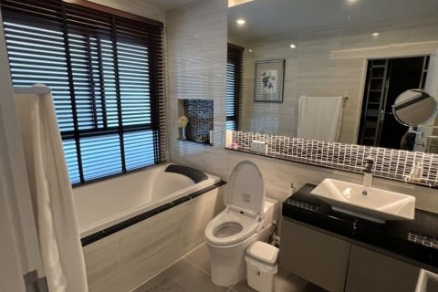 House in Prawet, Bangkok, Thailand 4 bedrooms № 167267 - photo 9