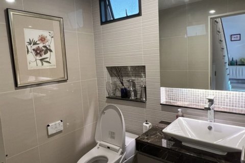 House in Prawet, Bangkok, Thailand 4 bedrooms № 167267 - photo 26