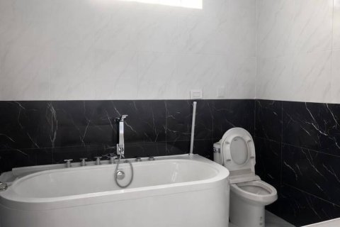 House in Hua Hin, Thailand 5 bedrooms № 167266 - photo 11