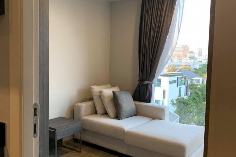 Кондоминиум с 2 спальнями в Пхая Тая, Бангкок, Таиланд № 139671 - фото 2