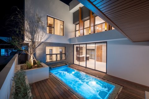 House in Hang Dong, Thailand 4 bedrooms № 139673 - photo 16