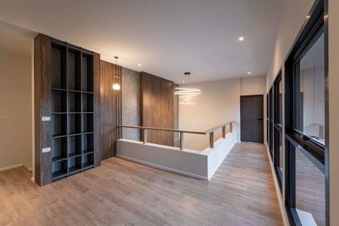 House in Hang Dong, Thailand 4 bedrooms № 139673 - photo 8