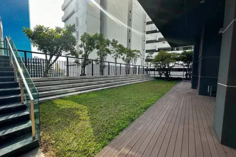 Кондоминиум с 2 спальнями в Хуай Кванге, Бангкок, Таиланд № 138354 - фото 18