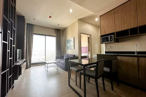 Кондоминиум с 2 спальнями в Хуай Кванге, Бангкок, Таиланд № 138354 - фото 4