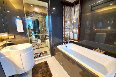 Condo in Thonburi, Bangkok, Thailand, 1 bedroom № 183473 - photo 7
