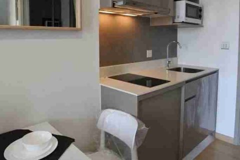 Condo in Bangkok, Thailand, 1 bedroom № 183472 - photo 10