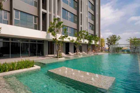 Condo in Bangkok, Thailand, 1 bedroom № 183472 - photo 2