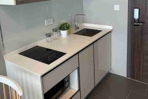 Condo in Bangkok, Thailand, 1 bedroom № 183470 - photo 10