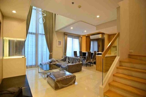 Condo in Bangkok, Thailand, 1 bedroom № 183468 - photo 1