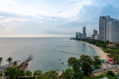 Condo à Pattaya, Thaïlande, 3 chambres № 154169 - photo 16