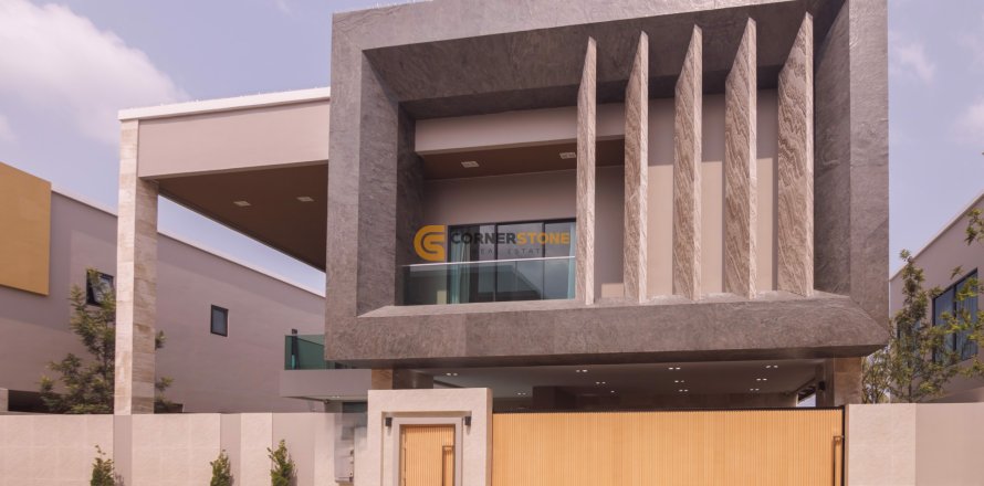 Studio in Bang Lamung, Thailand № 154570