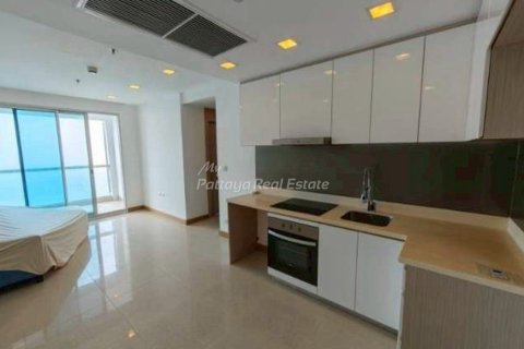 Condo in Pattaya, Thailand, 1 bedroom № 154573 - photo 2