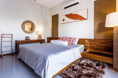 Villa in Phuket, Thailand 3 bedrooms № 151807 - photo 16