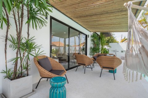 Maison à Pattaya, Thaïlande 5 chambres № 180552 - photo 8