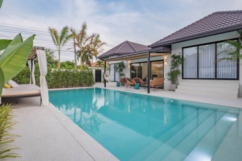 Maison à Pattaya, Thaïlande 5 chambres № 180552 - photo 5
