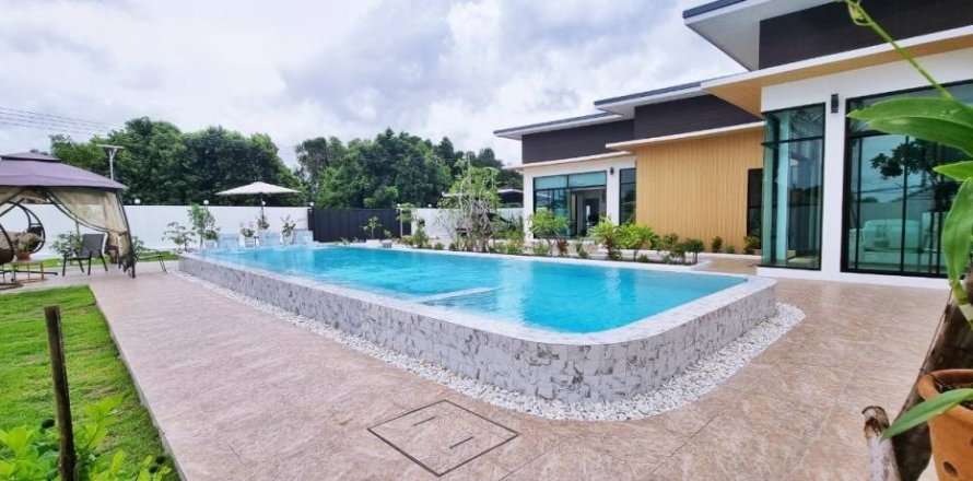 Villa à Bang Sare, Thaïlande 4 chambres № 114868