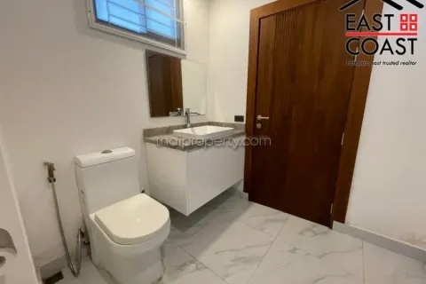 Condominio de 3 dormitorios en Pattaya, Tailandia № 213798 - foto 8