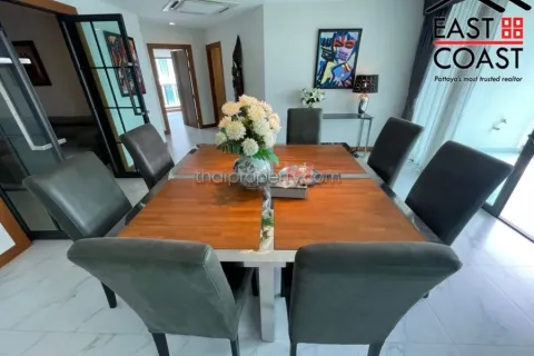 Condominio de 3 dormitorios en Pattaya, Tailandia № 213798 - foto 10