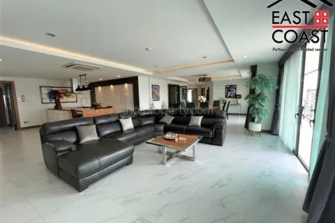 Condominio de 3 dormitorios en Pattaya, Tailandia № 213798 - foto 11