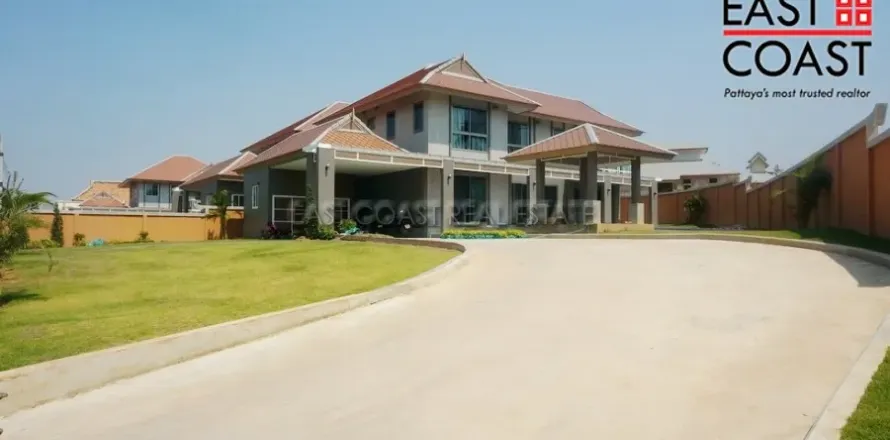 Haus in Pattaya, Thailand 4 Schlafzimmer № 213801