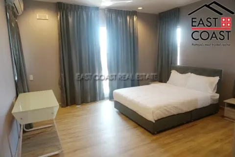 Haus in Pattaya, Thailand 4 Schlafzimmer № 213801 - Foto 10