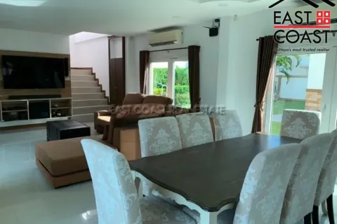 Casa de 3 dormitorios en Pattaya, Tailandia № 213795 - foto 15