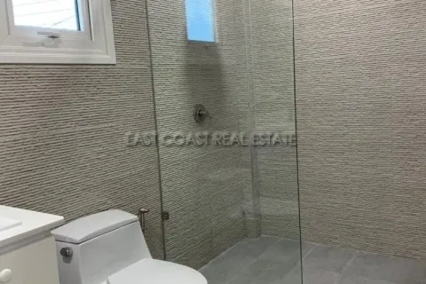 Casa de 3 dormitorios en Pattaya, Tailandia № 213795 - foto 30