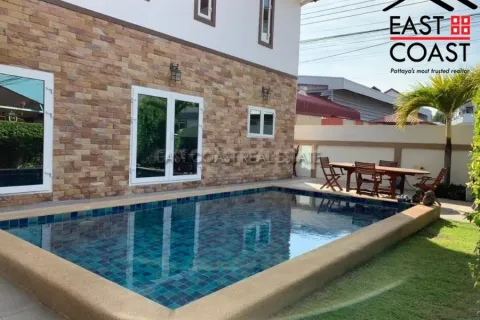 Casa de 3 dormitorios en Pattaya, Tailandia № 213795 - foto 6