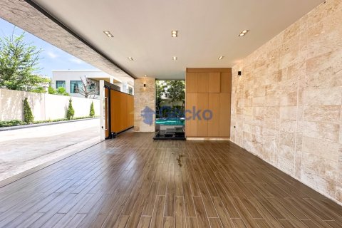 House in Pattaya, Thailand 4 bedrooms № 196282 - photo 8