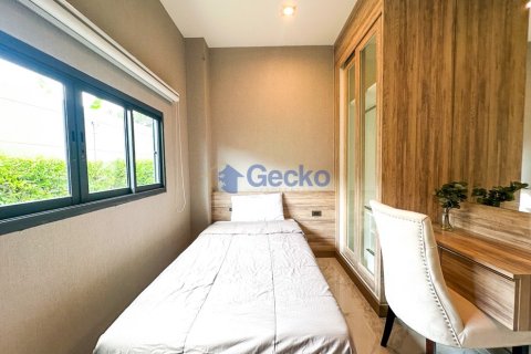 House in Pattaya, Thailand 4 bedrooms № 196282 - photo 29