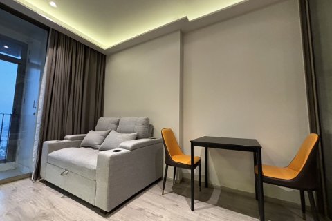 Studio dans le Condo à Watthana, Bangkok, Thaïlande  № 163117 - photo 4