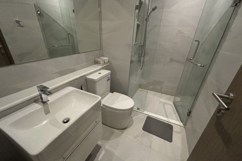 Studio dans le Condo à Watthana, Bangkok, Thaïlande  № 163117 - photo 10
