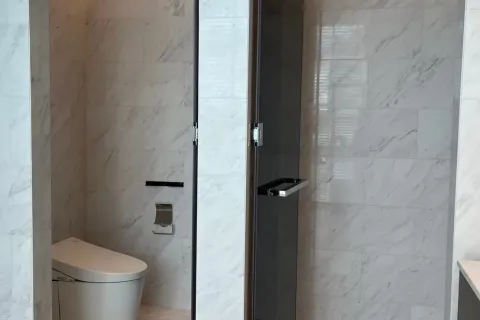 Condo à Pathum Wan, Bangkok, Thaïlande, 2 chambres № 163115 - photo 6