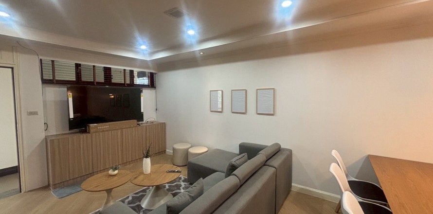 Condo à Yan Nawa, Bangkok, Thaïlande, 2 chambres  № 163114