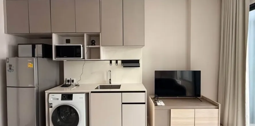 Studio dans le Condo à Ratchathewi, Bangkok, Thaïlande  № 163119