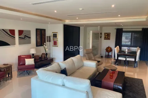 Condominio de 2 dormitorios en Pattaya, Tailandia № 211433 - foto 4