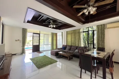 Casa de 3 dormitorios en Pattaya, Tailandia № 211432 - foto 17