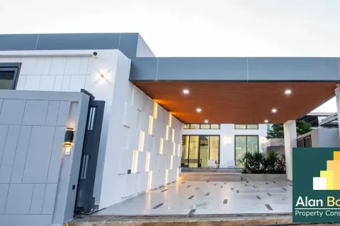 House on Jomtien Beach, Pattaya, Thailand 4 bedrooms № 211434