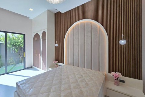 Villa in Pattaya, Thailand 4 bedrooms № 116696 - photo 6